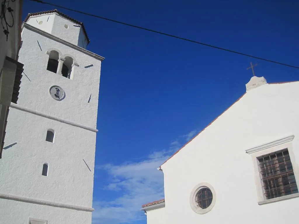 *** Konukevi Guesthouse Villa Galovic Brseč Hırvatistan